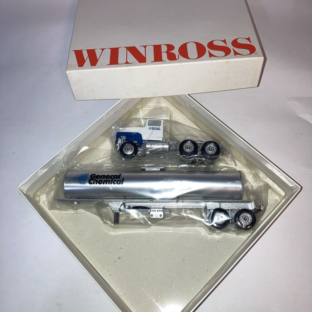 Winross 1995 "General Chemical Corporation" Ford CL9000 Tanker